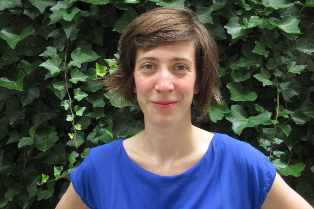 Miriam Juchem unterstützt die Lebenspartnerinnen und -partner von Neuberufenen bei ihrem Start in Berlin.