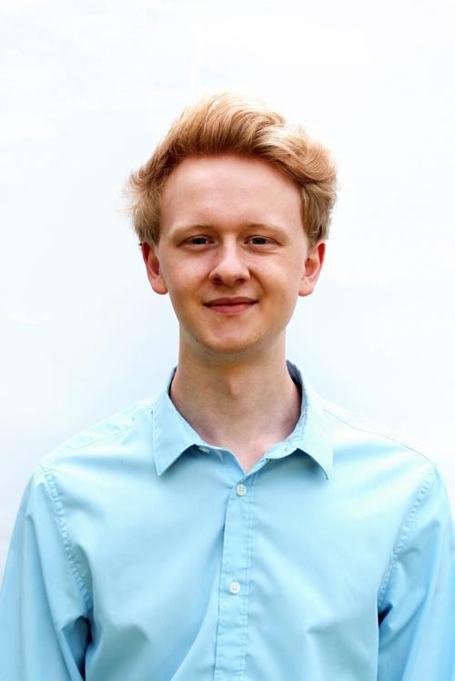 Joshua Kriesmann studiert seit einem Jahr Jura an der Freien Universität. Noch als Schüler hat er vor zwei Jahren den Verein Schüler Treffen Flüchtlinge gegründet.