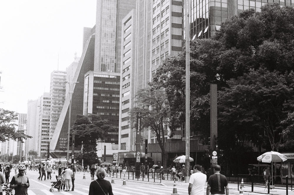 Auf der Avenida Paulista in São Paulo an einem Sonntag in Pandemiezeiten.
