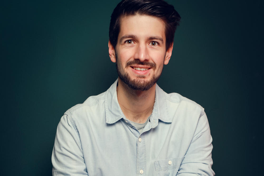 Will Schülerinnen und Schülern das große Thema Künstliche Intelligenz näherbringen: Informatik-Doktorand Stefan Seegerer.