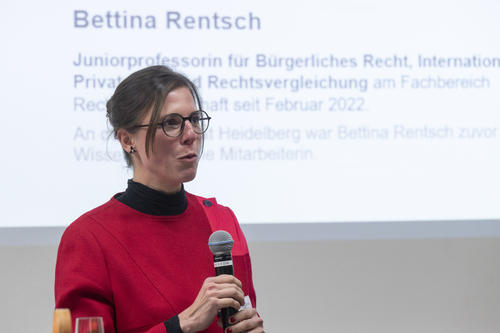 Bettina Rentsch, Juniorprofessorin für Bürgerliches Recht, Internationales Privatrecht und Rechtsvergleichung.