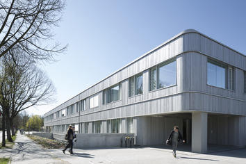 The Egyptology Department is located on Fabeck Street 23 at the center of the Dahlem campus.