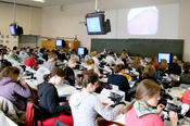 In the histology course students examine tissues and cells under the microscope.