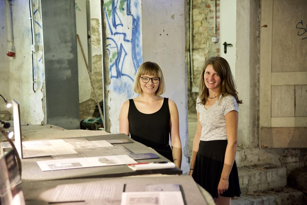 Public history students Karolína Bukovská (at left) and Luise Fakler inside the test tower.