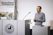 Sven Chojnacki, vice president and chair of the Deutschlandstipendium selection committee, speaking about the opportunities the program provides.