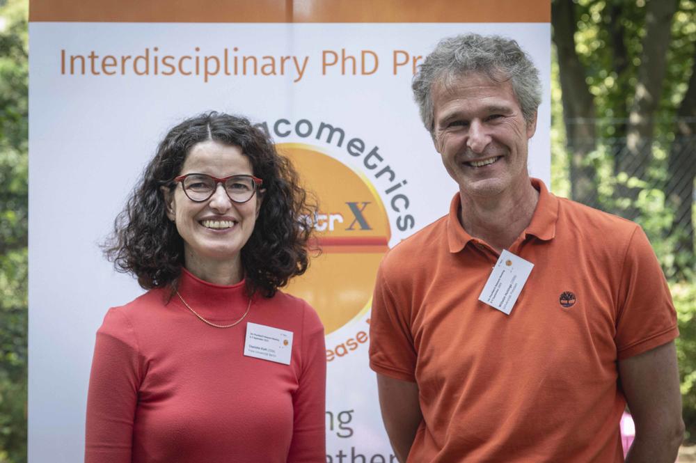 The founders of PharMetrX: Charlotte Kloft, professor of clinical pharmacy and biochemistry at Freie Universität, and Wilhelm Huisinga, professor of mathematical modeling and systems biology at the University of Potsdam.