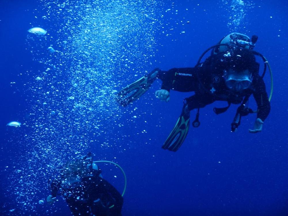 Exploring the deep blue: Elias Aguigah got a diving license while he was on Reunion Island.