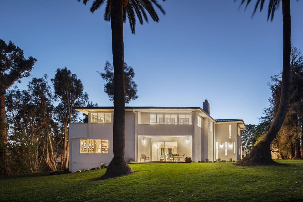 In June 2018, Thomas Mann’s home became a residence of the Federal Republic of Germany. It is a place where scholars and other intellectuals can support and deepen the intellectual and cultural exchange between Germany and the United States.
