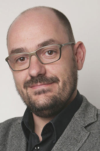Prof. Dr. Lars Gerhold heads an interdisciplinary research group on security research and is a project leader in the Forschungsforum Öffentliche Sicherheit.