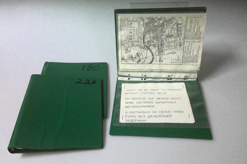 Instruction manual for East Berlin: This folder with a city map and tips on how to behave in the East (left) was issued to help US soldiers in an emergency.