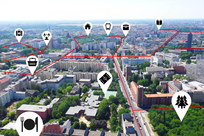 New residents of Berlin find their way around their surroundings by exploring and creating their own mental maps. A research team now wants to better understand how refugees and migrants move around the city.