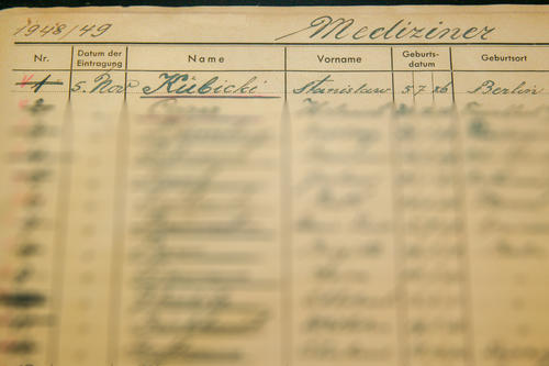 Enrollment certificate of Karol Kubicki.