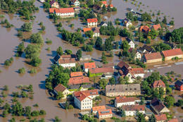 A rising tide: Floods like the one along the Elbe River in Radebeul, Saxony, in June 2013 are increasingly common.