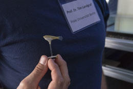 Junior professor Tim Landgraf examines fishes’ social behavior using RoboFish, an artificial guppy.