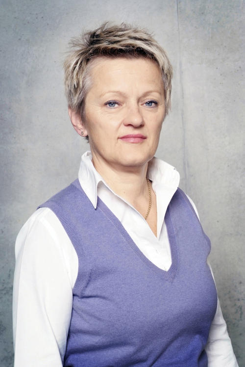 After completing a degree in social work, Renate Künast, a politician in the Alliance '90/The Greens, studied law at Freie Universität.
