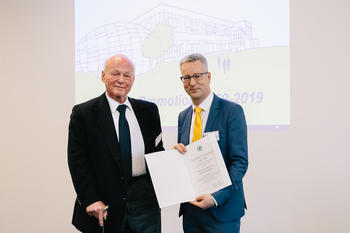 Golden Jubilarian Prof. Kutzler and president of Freie Universität Berlin Prof. Günter M. Ziegler
