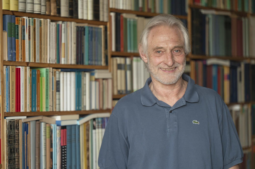 After many academic stations, Harald Haferland is back in Berlin on a permanent basis.