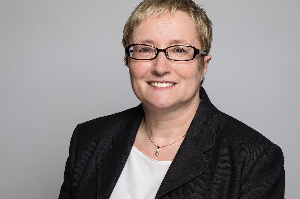 Professor Dr. Verena Blechinger-Talcott