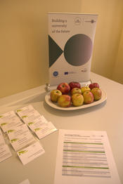 Anmeldetisch_Apfel