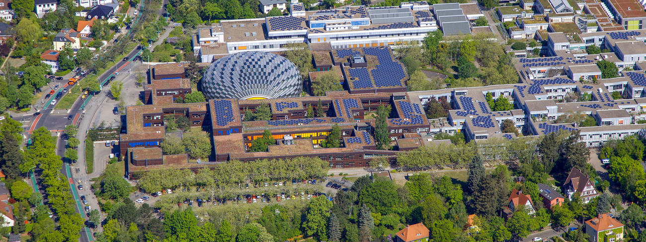 Solarpanels auf FU_DirkLaubner
