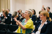 The guests participated in the discussion with numerous contributions.