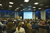 Over 100 junior researchers from various disciplines came to receive information on junior research groups.