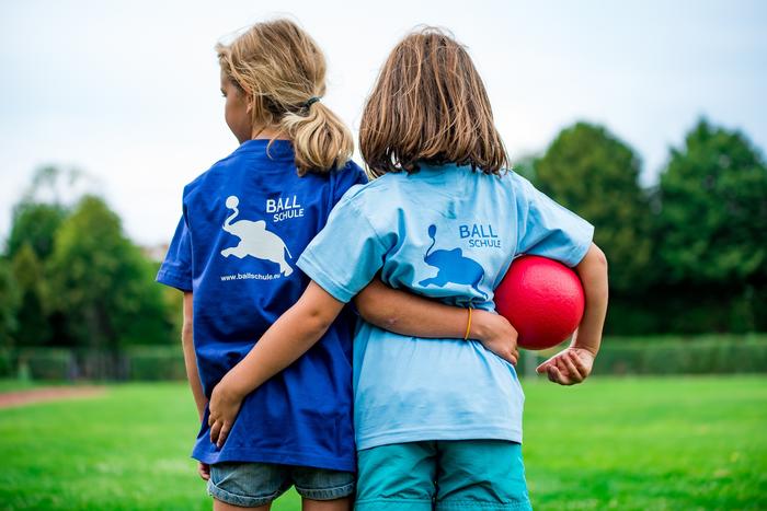 Dual Career & Family Service: Kidscamp