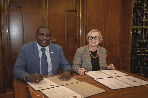 Prof. Kenneth Matengu, Prof. Dr. Verena Blechinger-Talcott