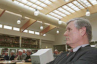 Prof. Dr. Naumann