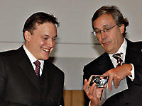 Prof. Martin Zwierlein erhält den Klung - Wilhelmy - Weberbank - Preis 2007 von Michael Graf Strasoldo überreicht, Vorstandsvorsitzender der Weberbank