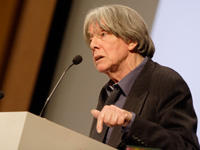 André Glucksmann bei seinem Vortrag zur Eröffnung des Dahlem Humanities Center