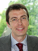Paul Nolte ist Professor für Neuere Geschichte mit dem Schwerpunkt Zeitgeschichte am Friedrich-Meinecke-Institut der Freien Universität