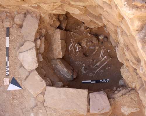 Blick in das 9000 Jahre alte Grab