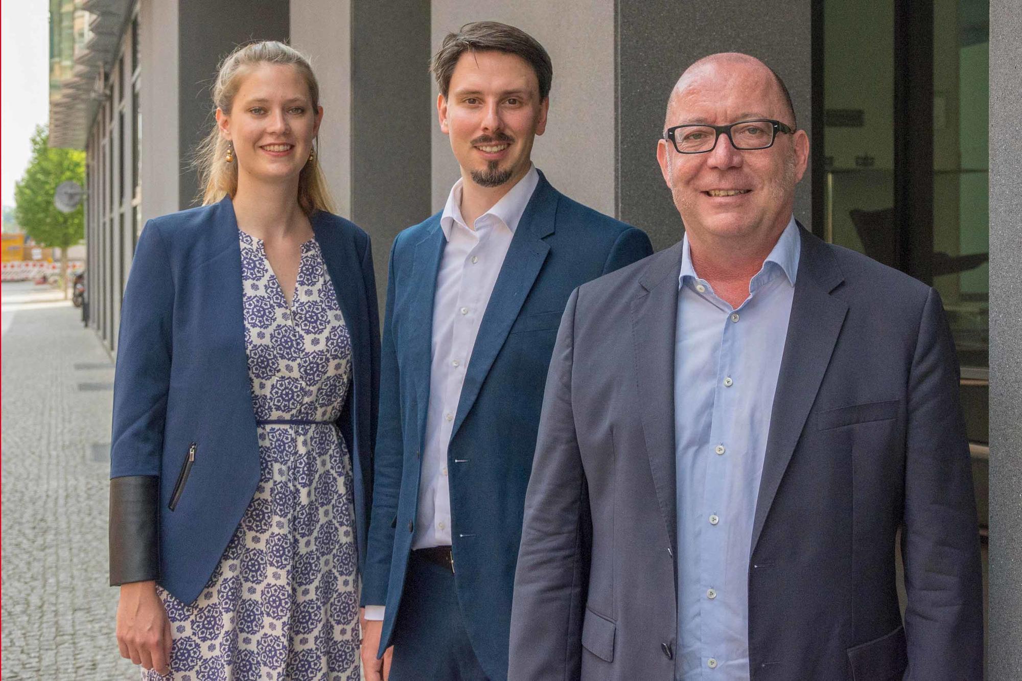 Das Gründungsteam des Digital Entrepreneurship Hub: Prof. Dr. Martin Gersch, Prof. Dr. Hannes Rothe (inzwischen Universität Duisburg-Essen) und Prof. Dr. Janina Sundermeier.