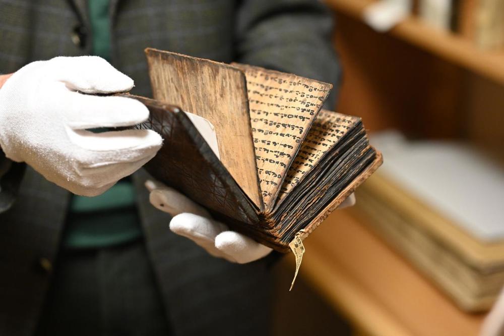 Provenienzforschung in Bibliotheken