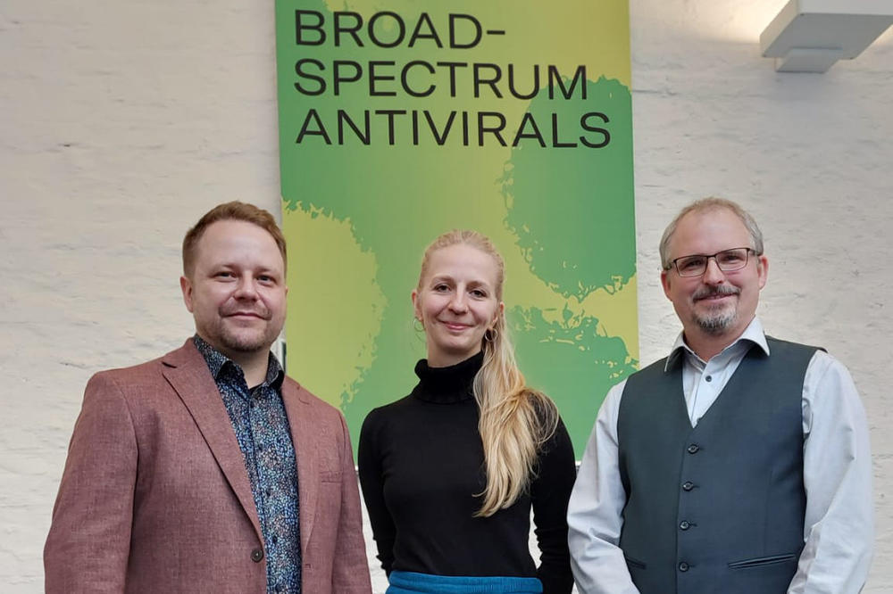 von links nach rechts: Prof. Dr. Daniel Lauster, Dr. Anja Himmelstein und Dr. Marius Hittinger (MucosaTec)