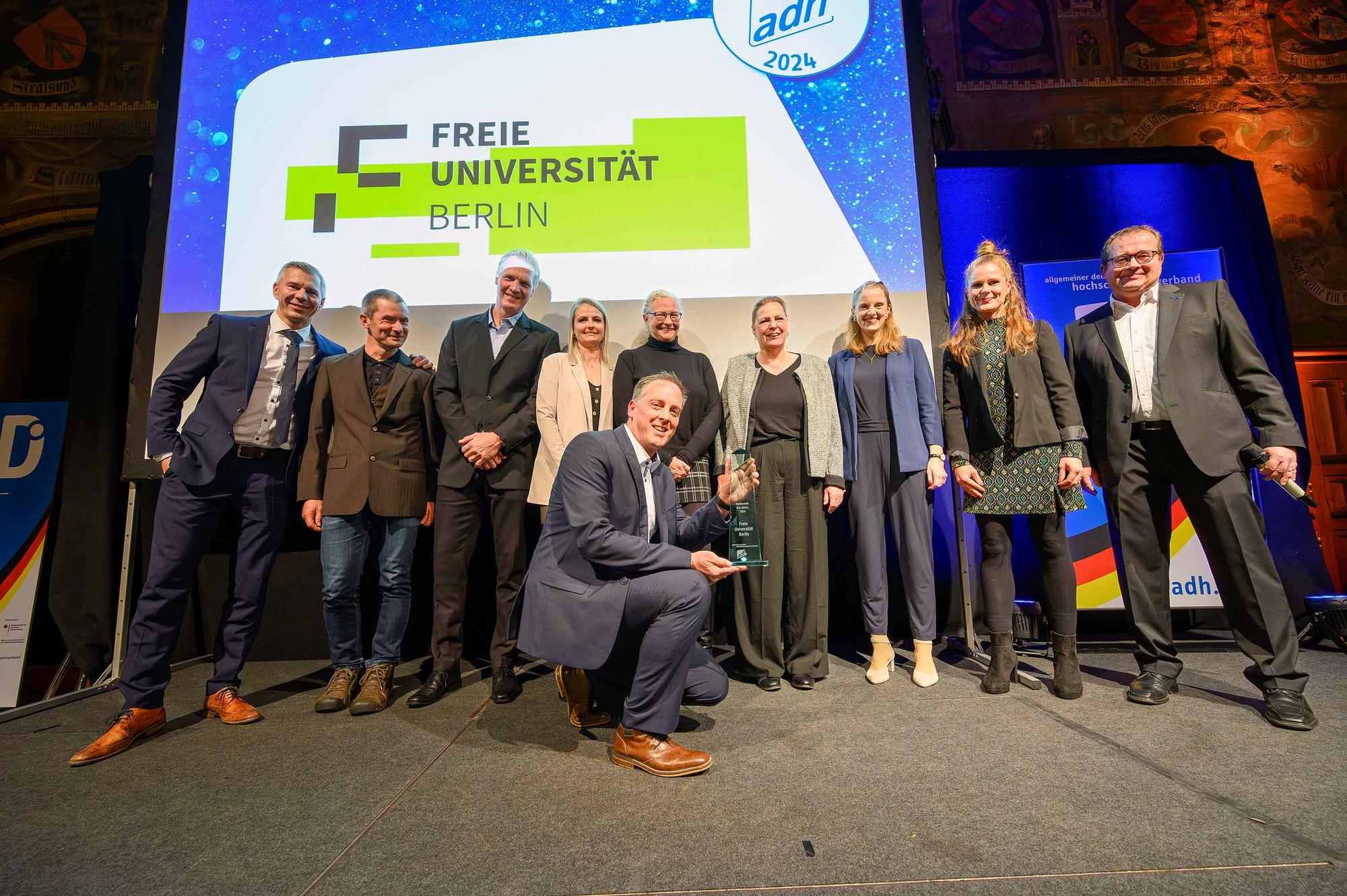 Herzlichen Glückwunsch: Der „allgemeine deutsche hochschulsportverband“ hat die Freie Universität zur Hochschule des Jahres 2024 ernannt.