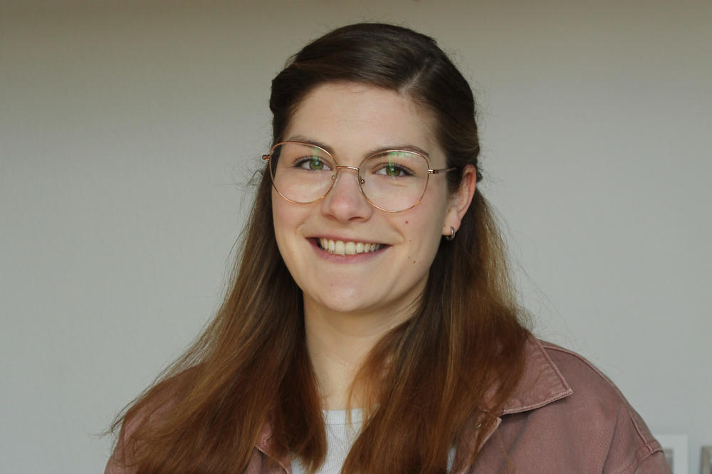 Die Mathematikerin Dr. Christin Nyhoegen ist Preisträgerin des KlarText-Preises für Wissenschaftskommunikation 2025 der Klaus Tschira Stiftung in der Kategorie Mathematik.