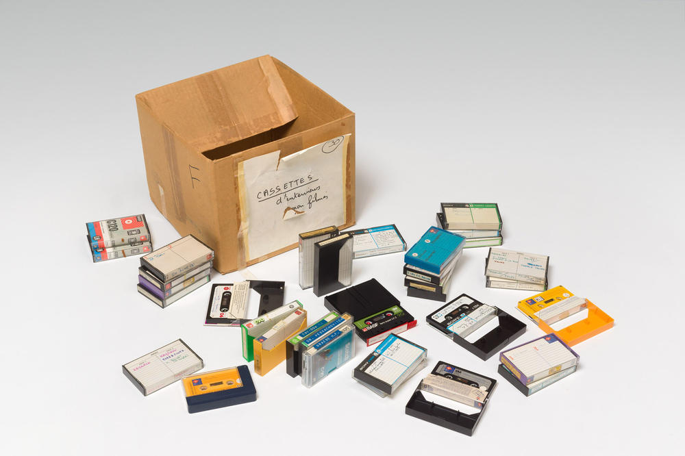 152 Kassetten umfasst das Audio-Archiv von Claude Lanzmann. In Kooperation mit dem Jüdischen Museum Berlin stellt die Freie Universität Berlin die Sammlung online zur Verfügung.