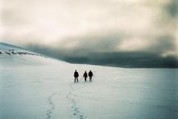 Like Miss Smilla, who in the novel by the Danish writer Peter Høeg has a particular feeling for snow, some people have a “sixth sense” about certain situations.