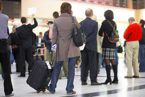 Traveling by plane or train often requires a lot of patience. Information systems specialist Natalia Kliewer and her team develop strategies to optimize transport plans and staff. 
