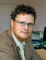 PD Dr. Ortwin Dally ist Generalsekretär des Deutschen Archäologischen Instituts. Zugleich lehrt er am Institut für Klassische Archäologie der Freien Universität
