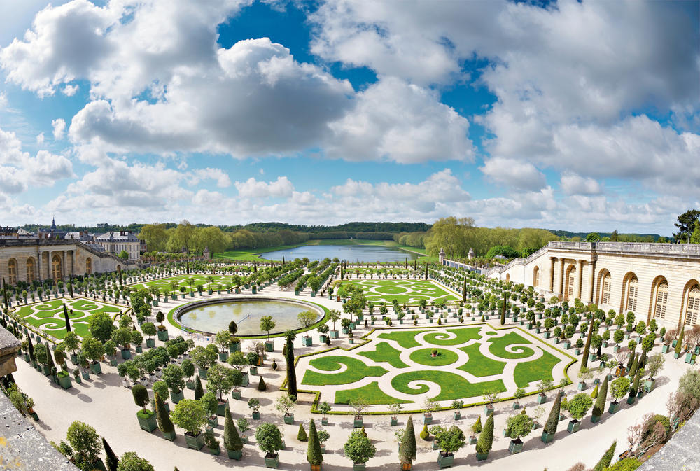 Die Gartenanlagen des Schlosses Versailles und das dortige System von Aquädukten und Wasserleitungen waren auch Vorbild für Gothas Parkanlagen.