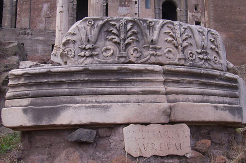 Heute ist nicht mehr viel übrig vom Miliarium Aureum, der Säule, die den Mittelpunkt des Römischen Reichs markierte.