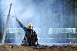 Applied theatre: Even back in his day, Hamlet – played here by Lars Eidinger in a production by Thomas Ostermeier at Berlin’s Schaubühne – hoped to use a theatrical piece to catch his father’s murderer at the Danish court.