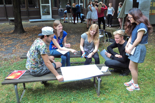 Erfahrungen weitergeben: An der Freien Universität werden Studierende zuMentoren ausgebildet. Diese helfen Erstsemestern beim Studienstart.