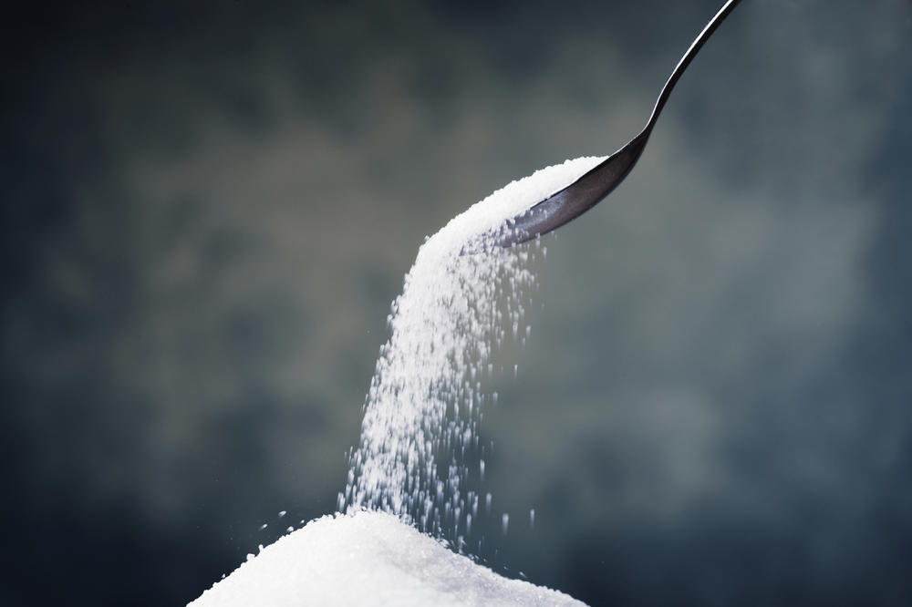 Könnte ein einfacher Zucker die Lösung bei Demenz sein? Biochemiker Werner Reutter ist überzeugt von der Wirkung der Galaktose - und kämpft seit Jahren für eine klinische Studie.