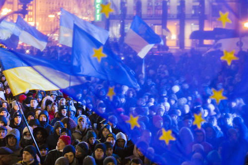 Pro-EU-Demonstration in Kiew am Tag vor dem Beginn des dritten Gipfeltreffens der Östlichen Partnerschaft Ende November 2013.