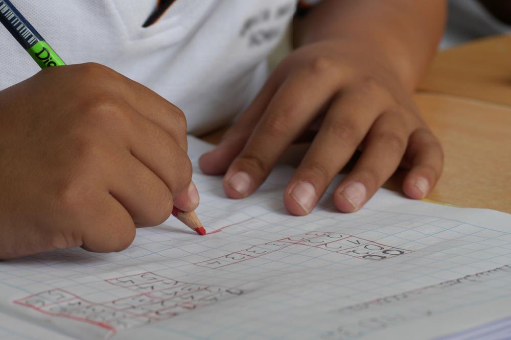 „In Berlin gibt es viele Kinder, denen dasRechnenlernen schwerfällt“, sagt Hinkelammert. Sein Projekt „Rechenpaten“ soll den Schülerinnen und Schülern auch zeigen, dass Mathe Spaß machen kann.