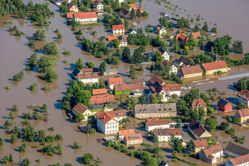 A rising tide: Floods like the one along the Elbe River in Radebeul, Saxony, in June 2013 are increasingly common.